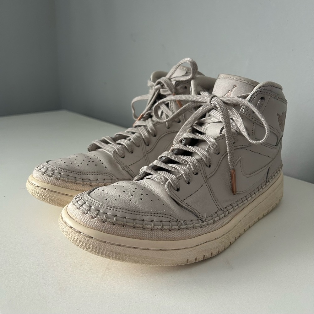 [8.5] Nike Air Jordan 1 Retro High Premium Desert Sand Baseball Stitch Wmns - Picture 2 of 16